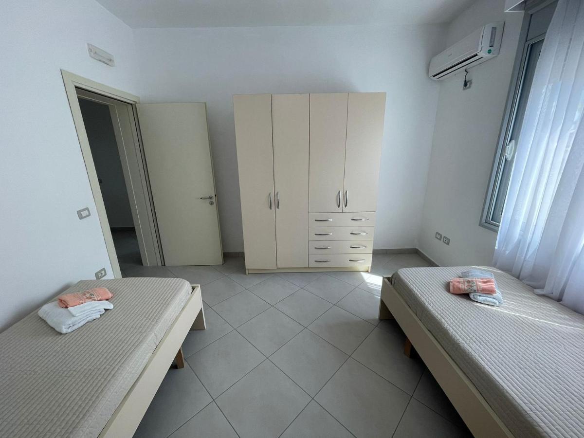 Orikum Apartments Esterno foto